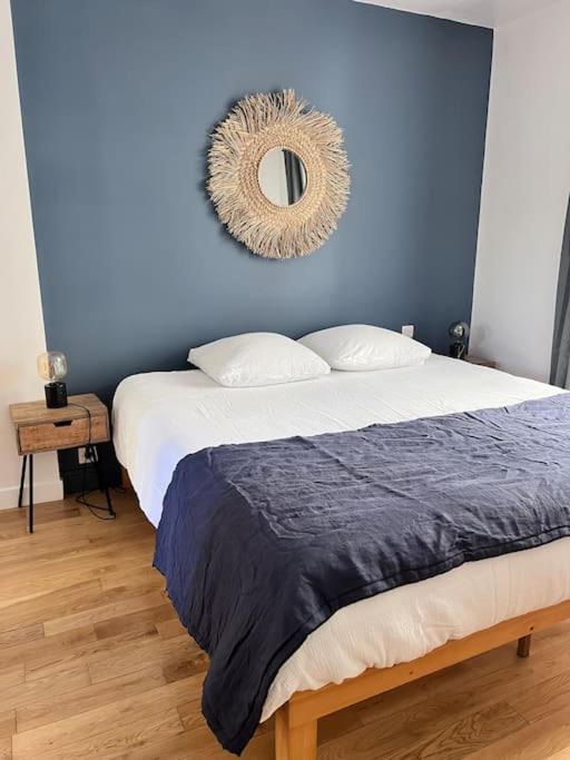 Le Rabelais, Superbe Appartement En Duplex, Proche Forteresse Et Monument Historique Σινόν Εξωτερικό φωτογραφία